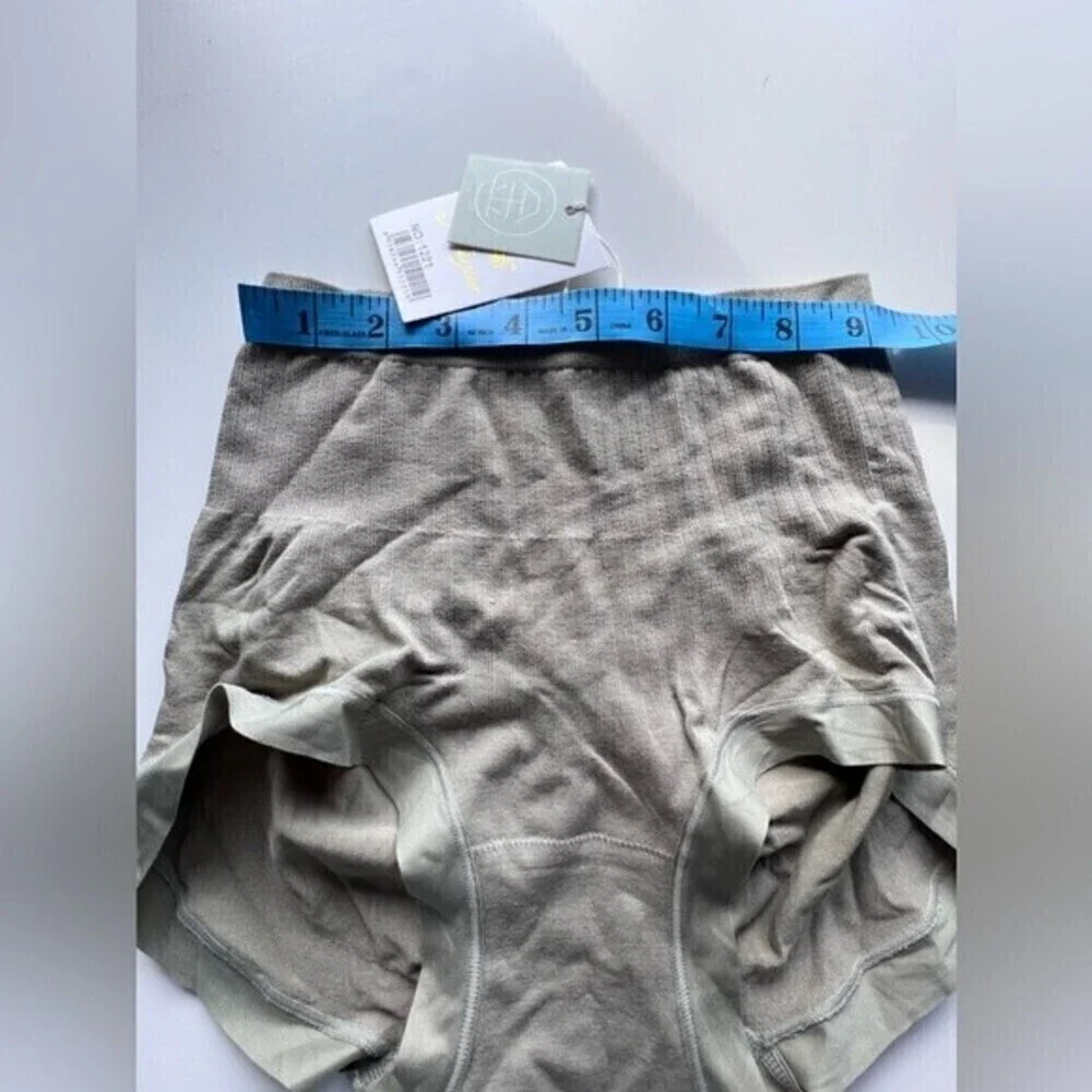 Tinbaijiao high 3 packs waist Plain panties green/olive one size.